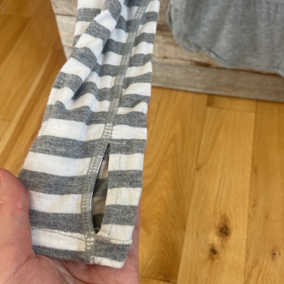 Mondetta long sleeve size small - Picture 3 of 5